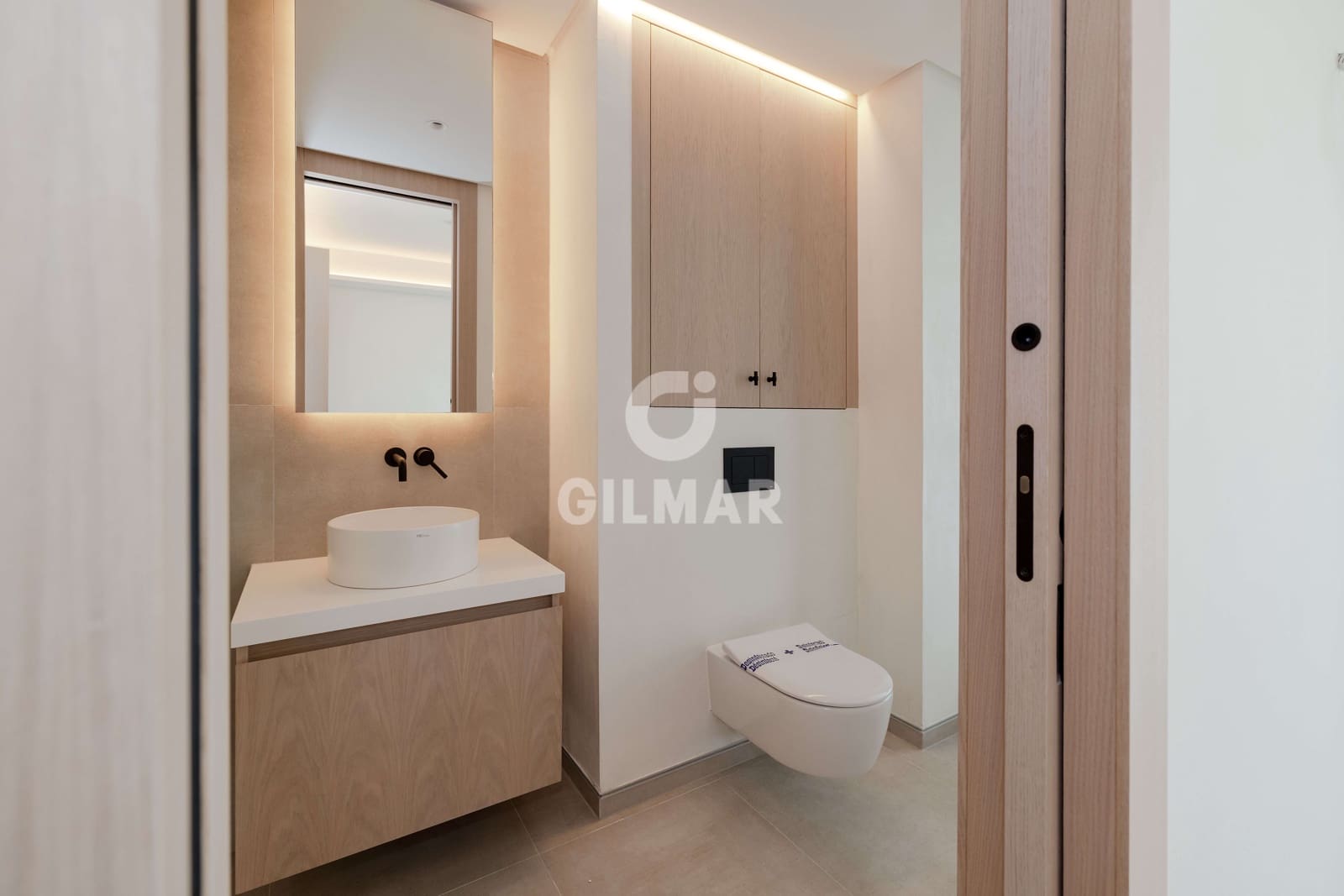 4 sovrum Lägenhet till salu i Malaga stad med pool garage - 2 330 000 € (Ref: 9989878)