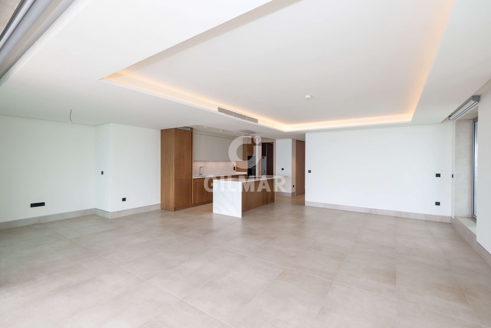 4 sovrum Lägenhet till salu i Malaga stad med pool garage - 2 330 000 € (Ref: 9989878)