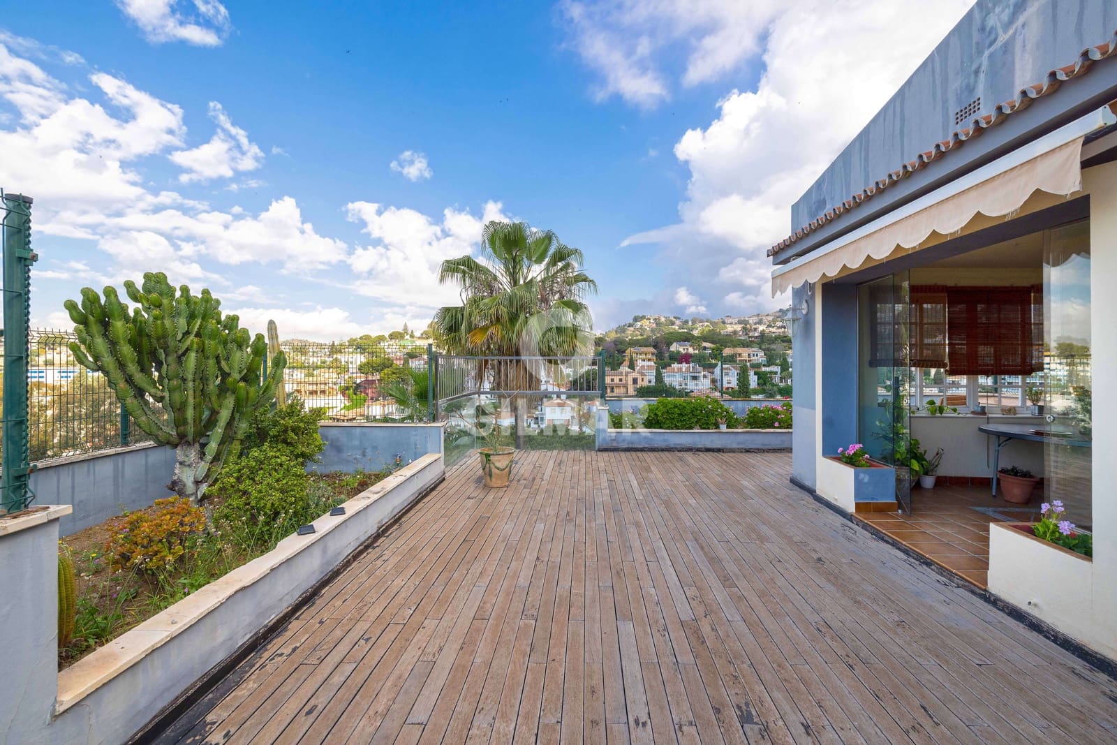 4 sypialnia Willa na sprzedaż w Miasto Malaga z basenem - 1 450 000 € (Ref: 9989881)
