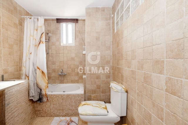 2 slaapkamer Flat te koop in La Victoria, Málaga stad - € 390.975 (Ref: 9989882)