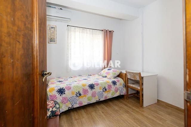 2 sypialnia Mieszkanie na sprzedaż w La Victoria, Miasto Málaga - 365 000 € (Ref: 9989882)