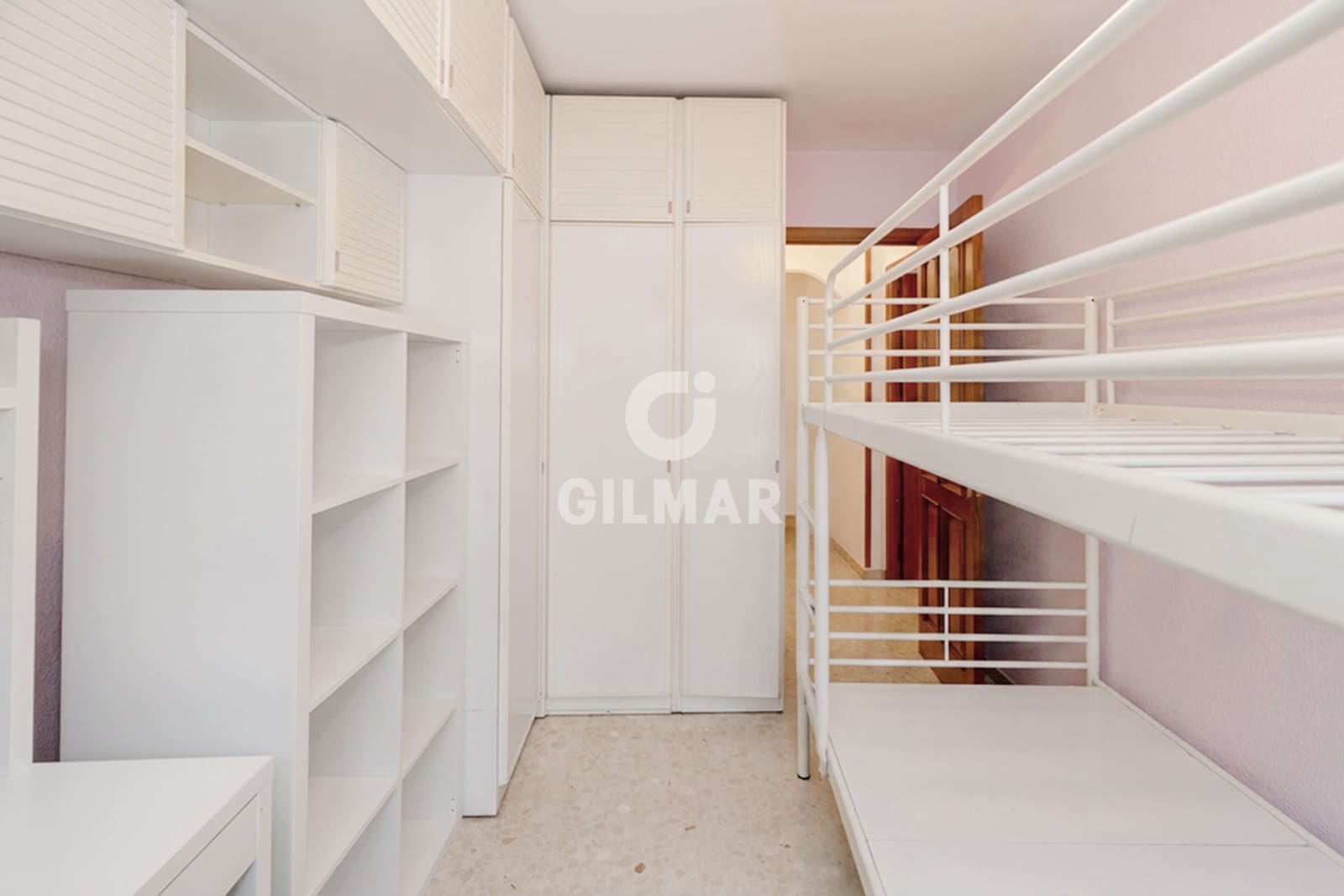 3 soverom Leilighet til salgs i Malaga by med svømmebasseng garasje - € 475 000 (Ref: 9989883)