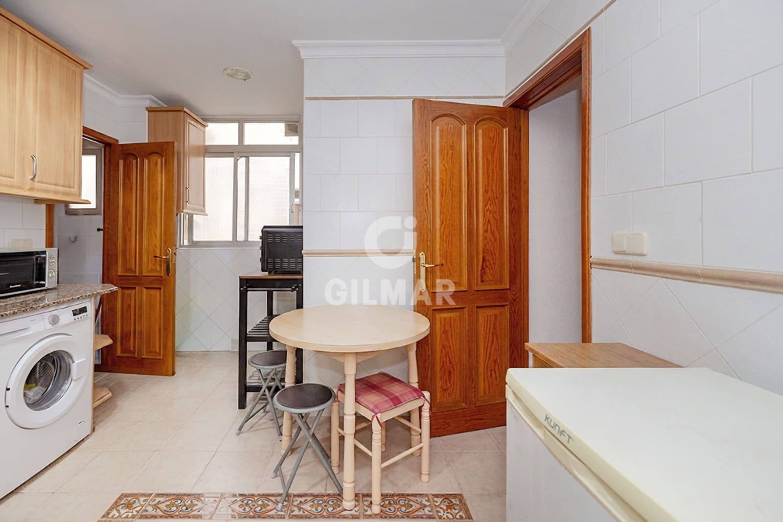 3 soverom Leilighet til salgs i Malaga by med svømmebasseng garasje - € 475 000 (Ref: 9989883)