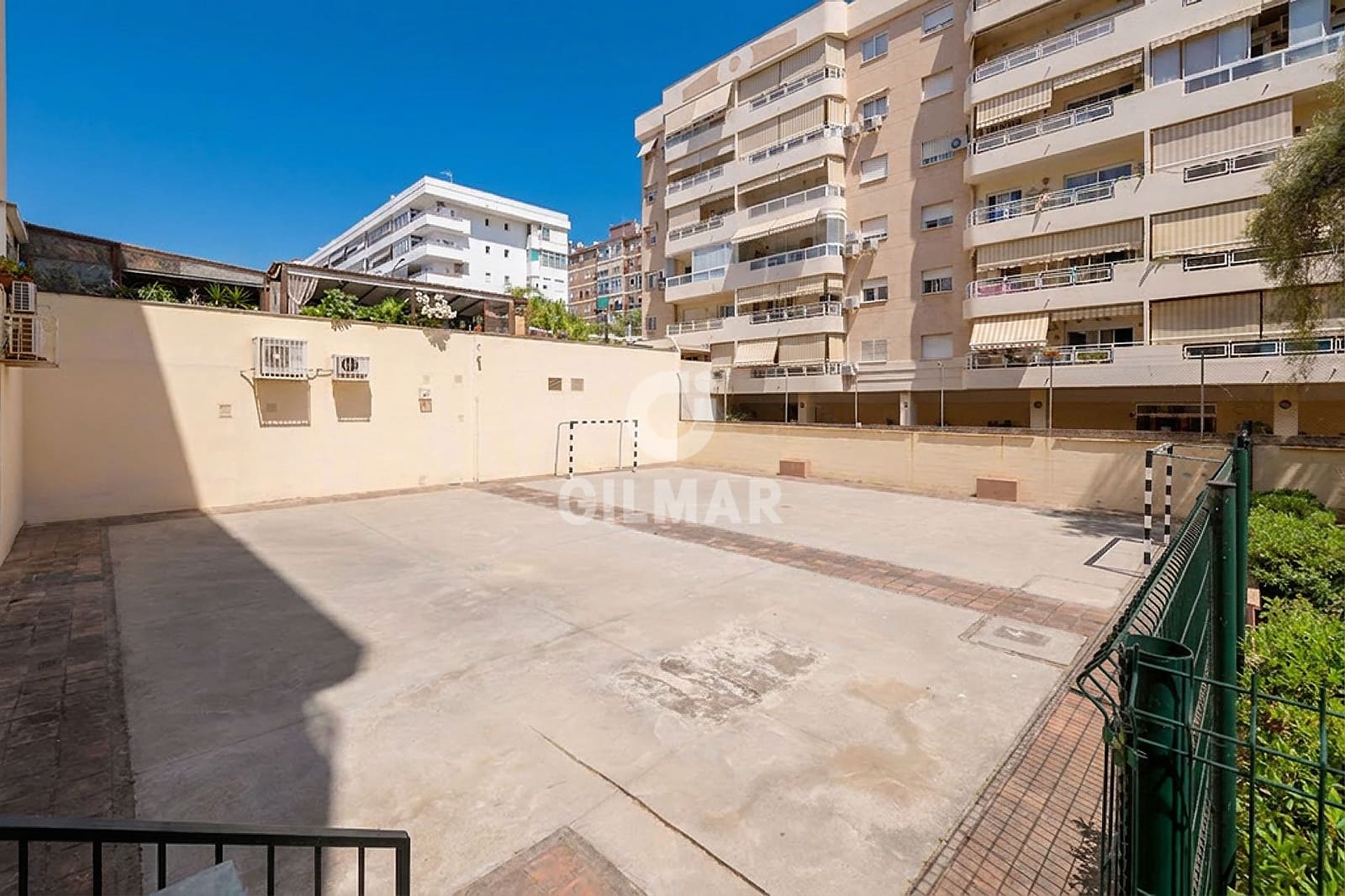 3 soverom Leilighet til salgs i Malaga by med svømmebasseng garasje - € 475 000 (Ref: 9989883)
