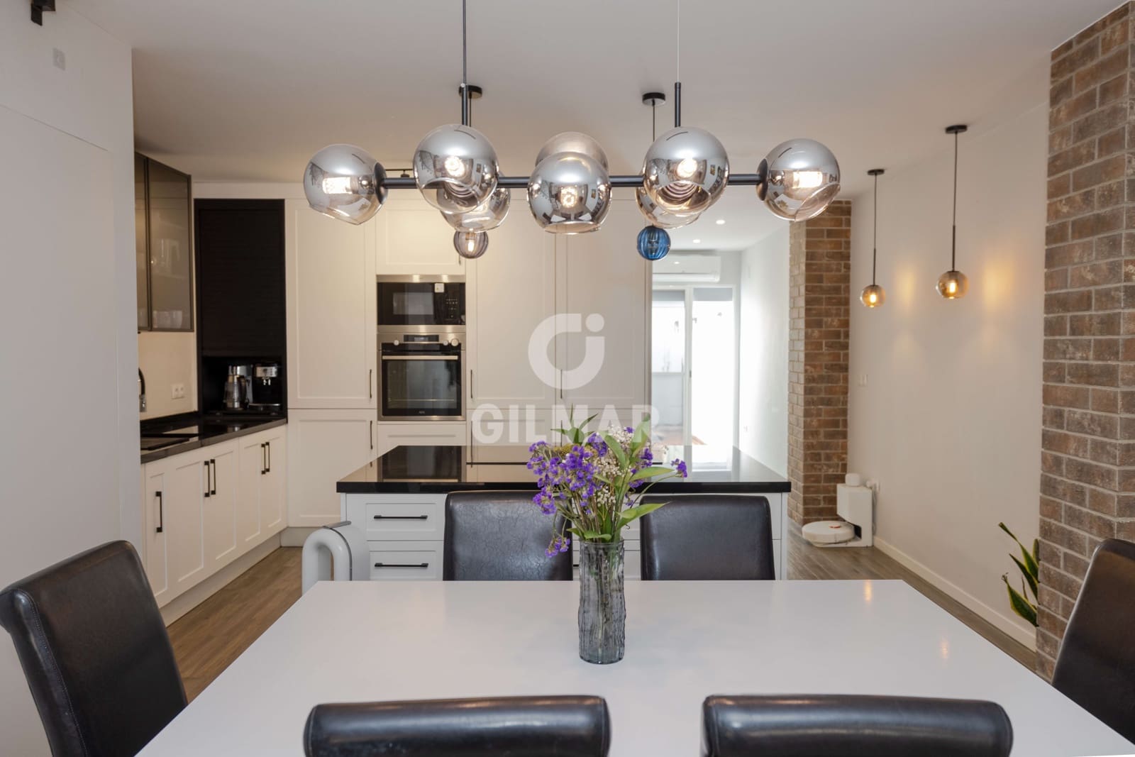 5 bedroom Terraced Villa for sale in Malaga city - € 650,000 (Ref: 9989884)