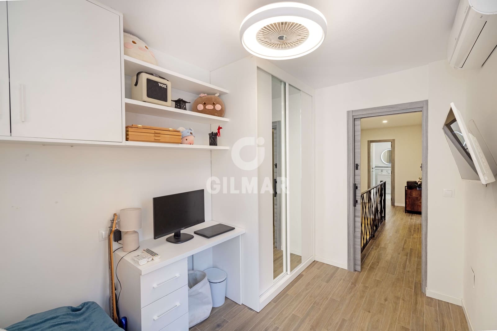 5 bedroom Terraced Villa for sale in Malaga city - € 650,000 (Ref: 9989884)