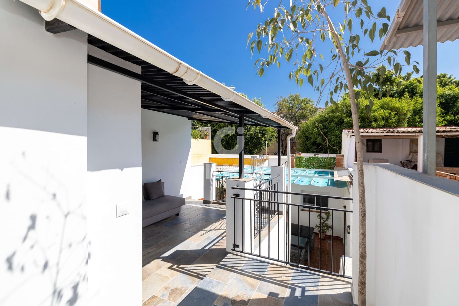 5 bedroom Terraced Villa for sale in Malaga city - € 650,000 (Ref: 9989884)