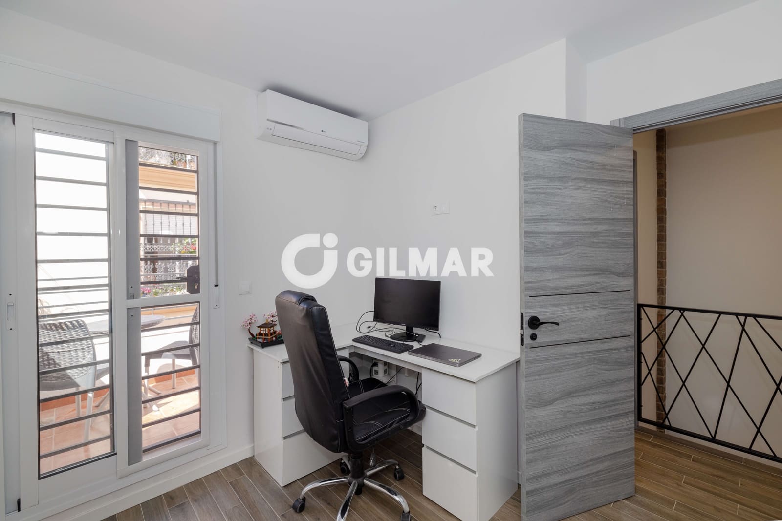 5 soverom Rekkehus til salgs i Malaga by - € 620 000 (Ref: 9989884)
