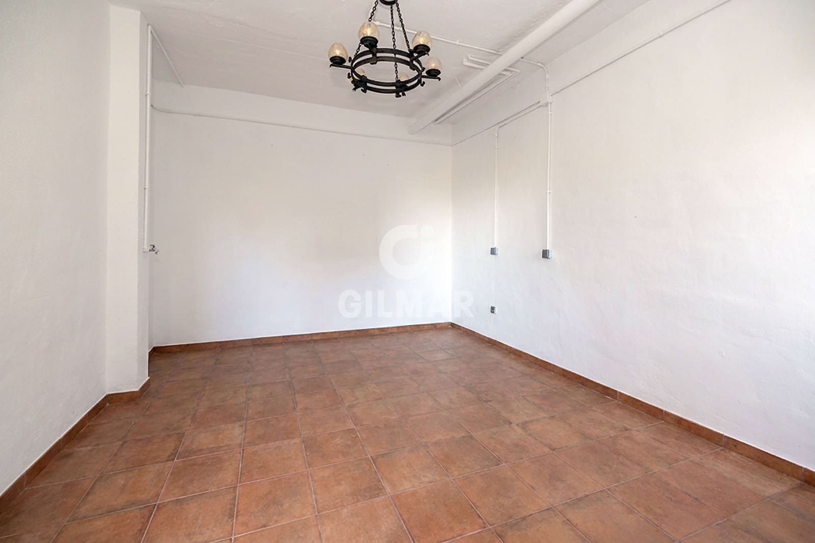 Chalet de 8 habitaciones en Málaga ciudad en venta con piscina garaje - 775.000 € (Ref: 9989886)