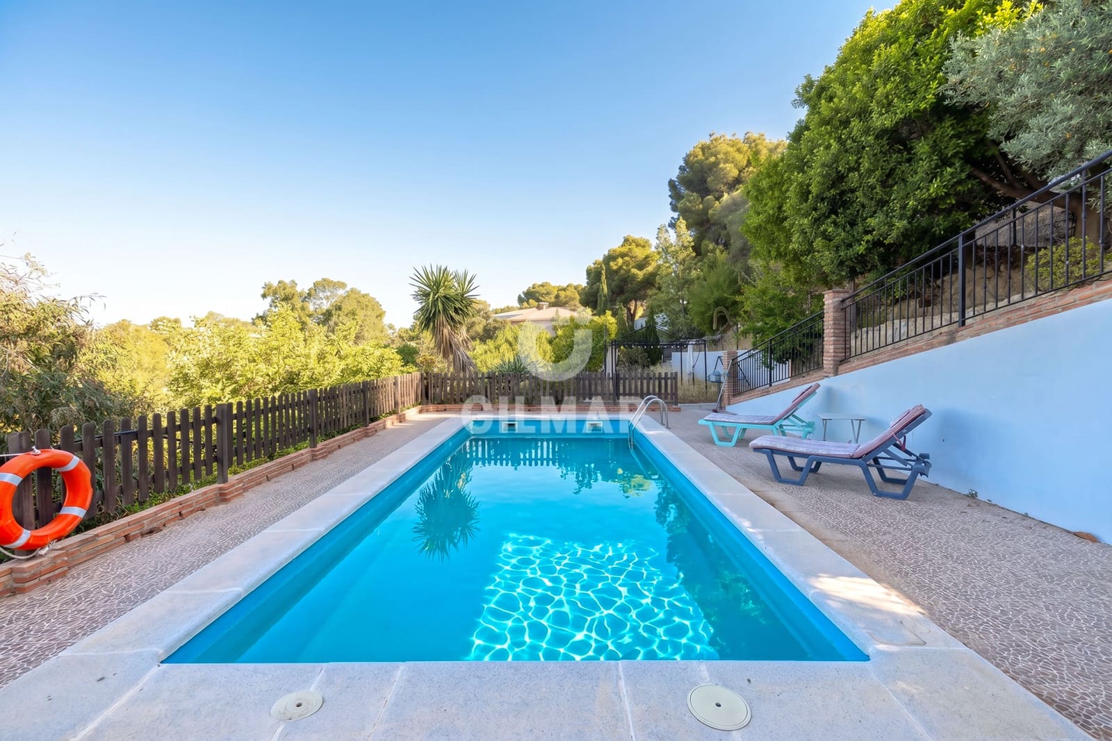 Chalet de 8 habitaciones en Málaga ciudad en venta con piscina garaje - 775.000 € (Ref: 9989886)
