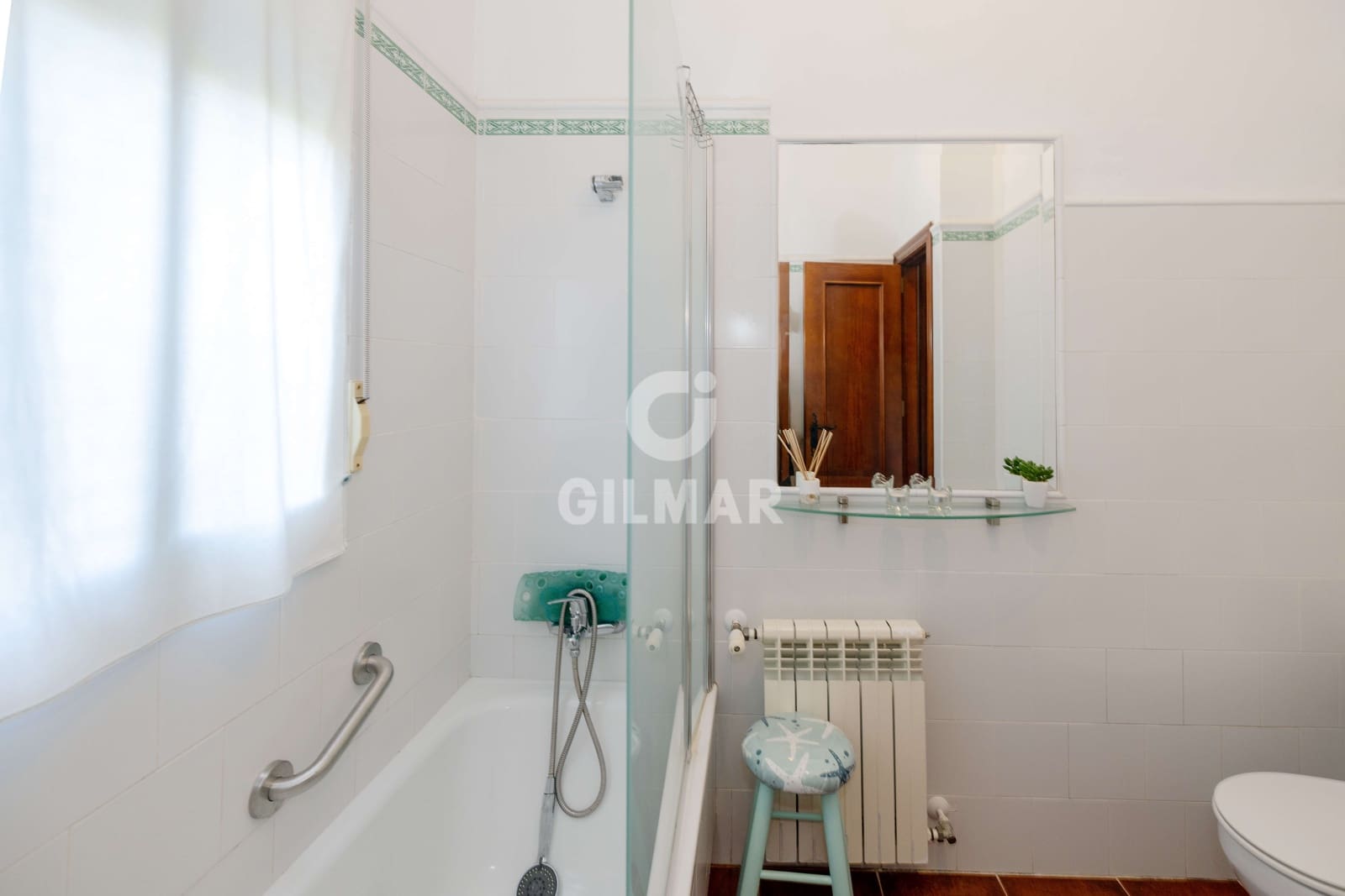 Chalet de 8 habitaciones en Málaga ciudad en venta con piscina garaje - 775.000 € (Ref: 9989886)