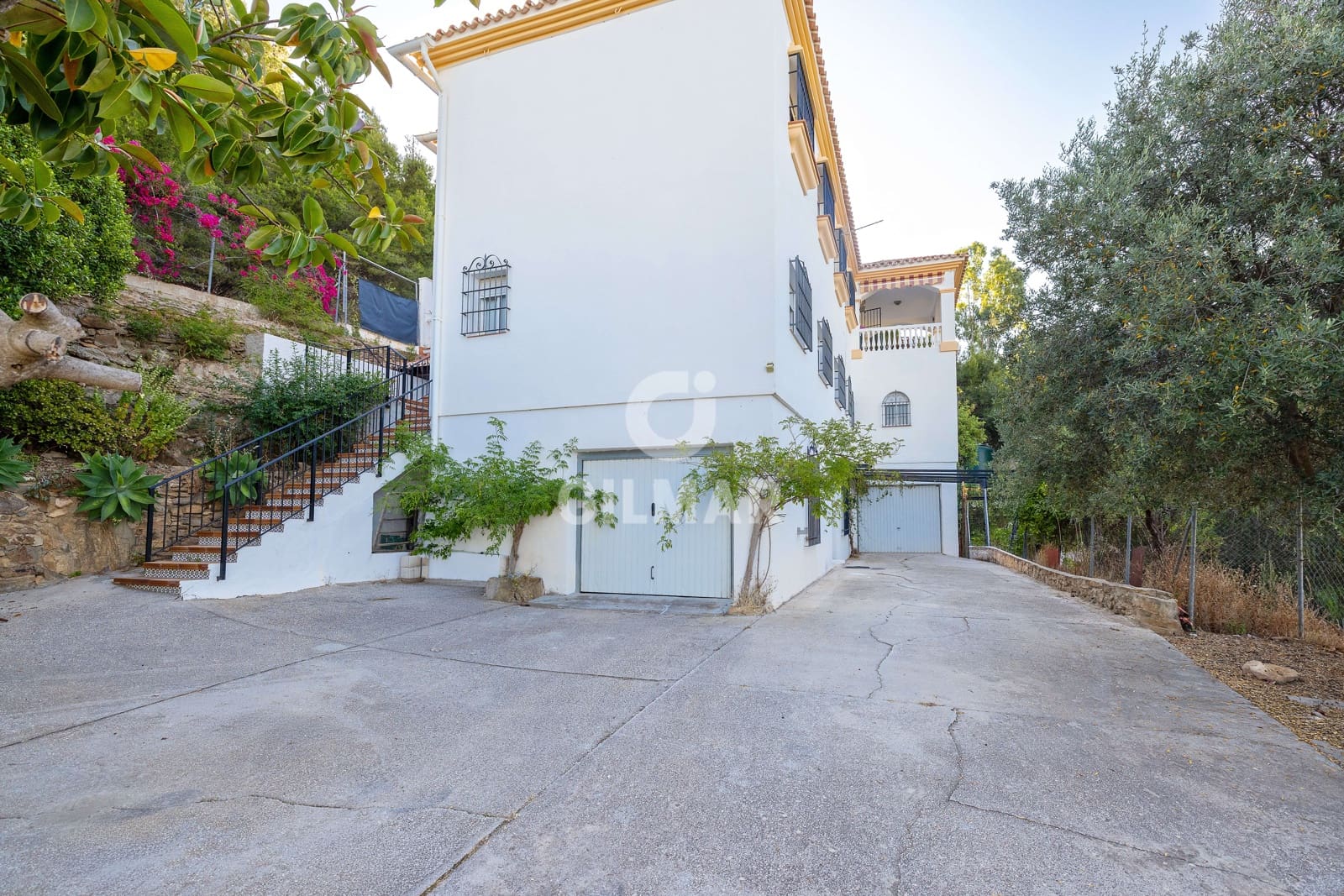 Chalet de 8 habitaciones en Málaga ciudad en venta con piscina garaje - 775.000 € (Ref: 9989886)