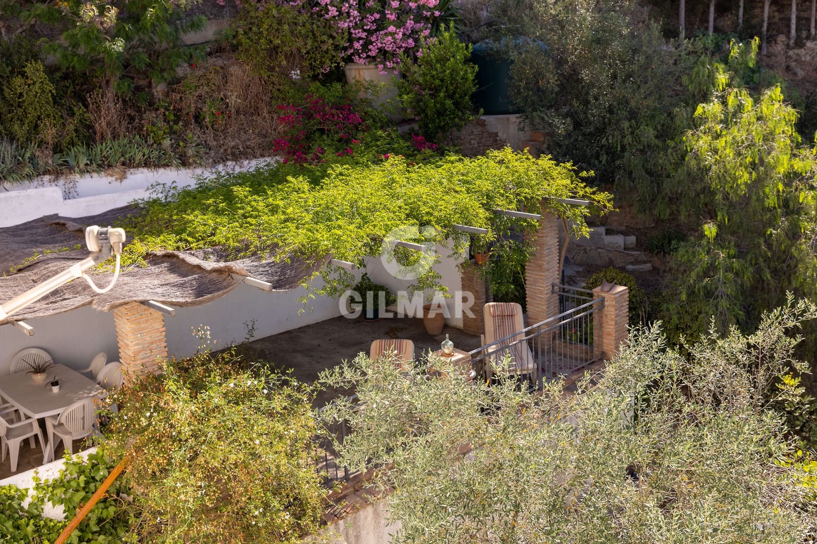 Chalet de 8 habitaciones en Málaga ciudad en venta con piscina garaje - 775.000 € (Ref: 9989886)