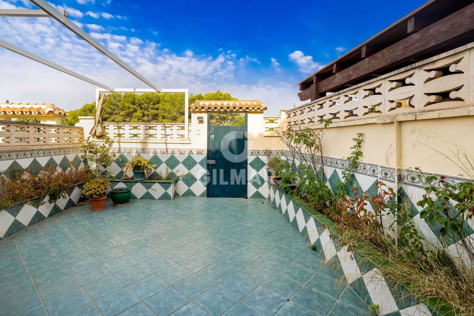 4 makuuhuone Rivitalo myytävänä paikassa Marbella - 595 000 € (Ref: 9991849)
