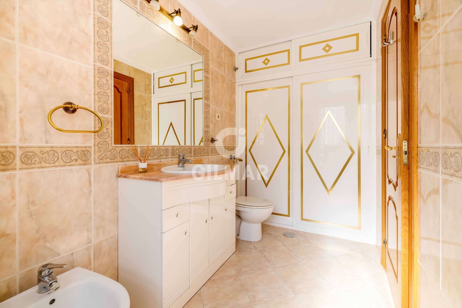 4 makuuhuone Rivitalo myytävänä paikassa Marbella - 595 000 € (Ref: 9991849)