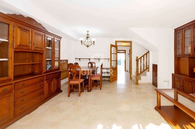 4 soverom Rekkehus til salgs i Valdeolletas - Las Cancelas - Xarblanca, Marbella - € 595 000 (Ref: 9991849)
