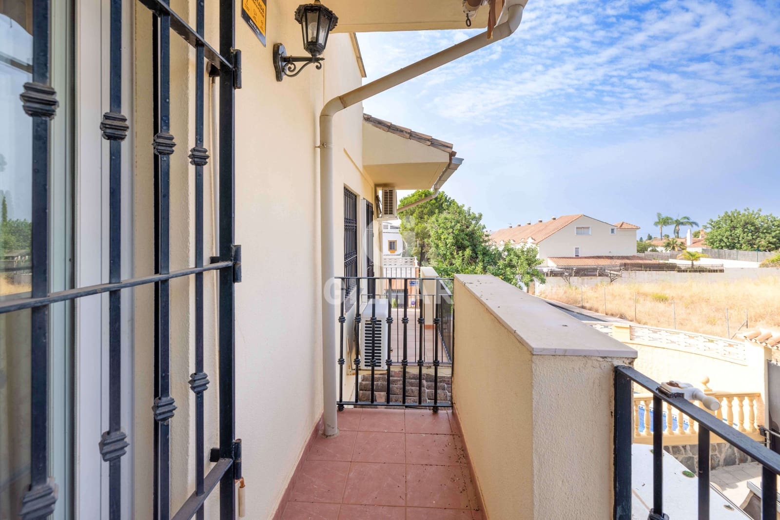 4 makuuhuone Rivitalo myytävänä paikassa Marbella - 595 000 € (Ref: 9991849)