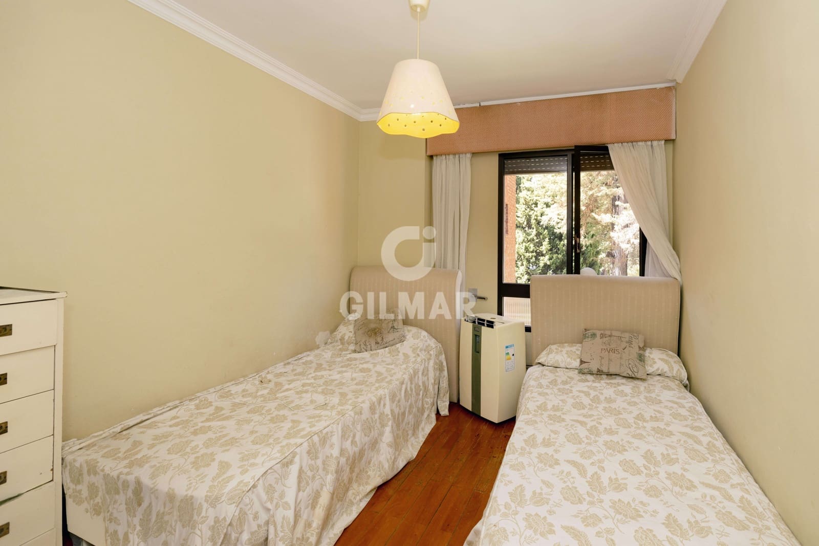 4 bedroom Flat for sale in Malaga city with garage - € 1,250,000 (Ref: 9994566)