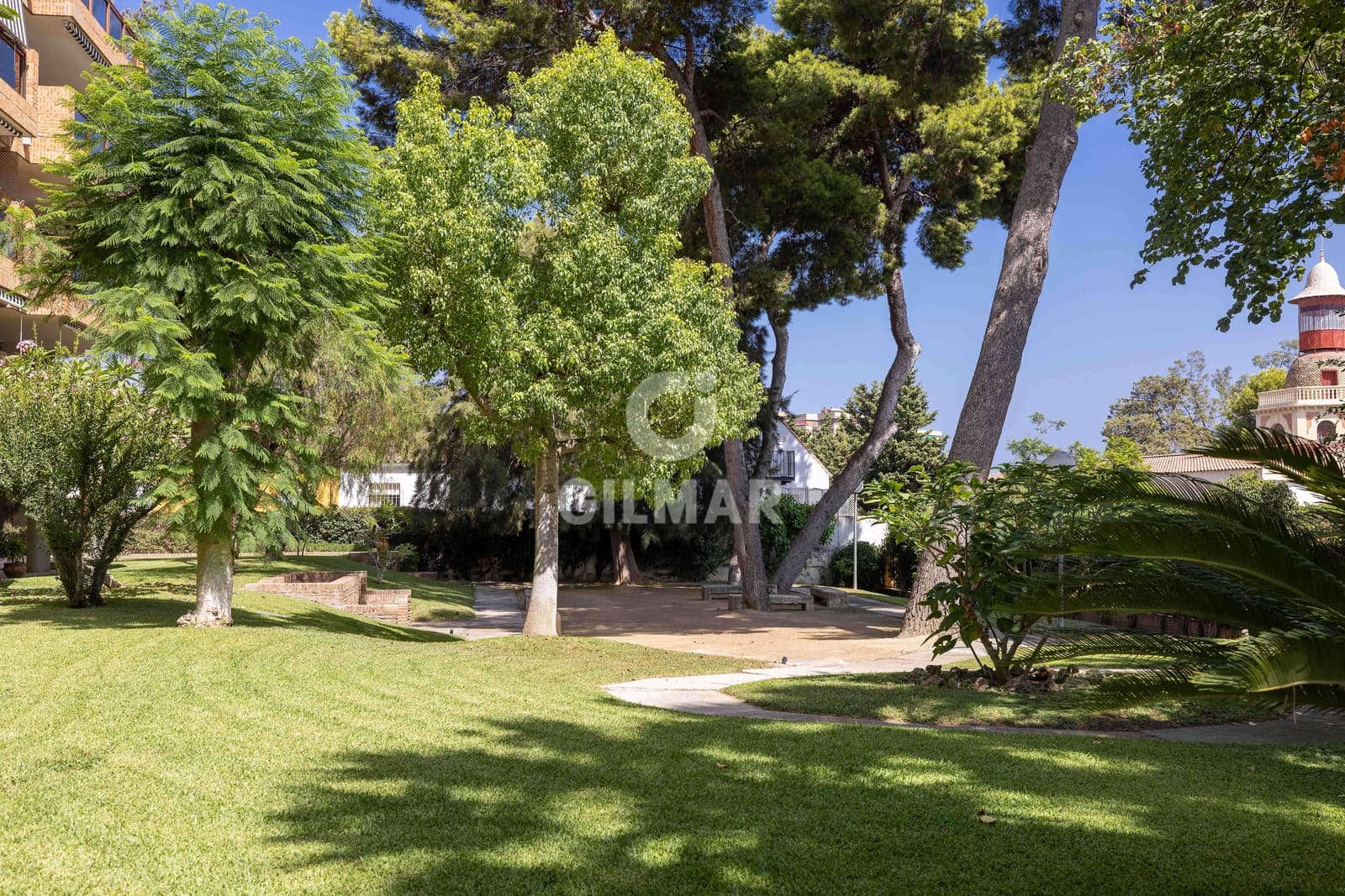 4 bedroom Flat for sale in Malaga city with garage - € 1,250,000 (Ref: 9994566)
