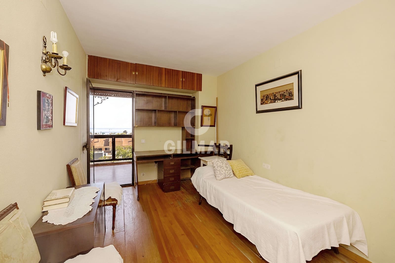 4 bedroom Flat for sale in Malaga city with garage - € 1,250,000 (Ref: 9994566)