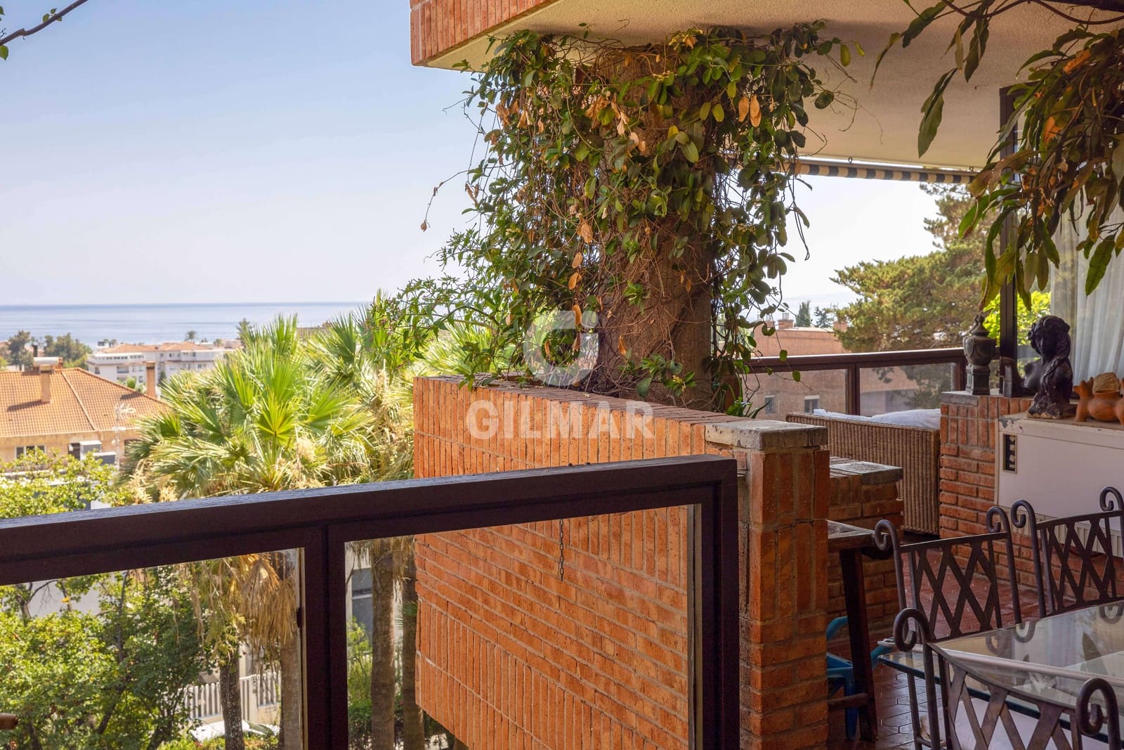 4 bedroom Flat for sale in Malaga city with garage - € 1,250,000 (Ref: 9994566)