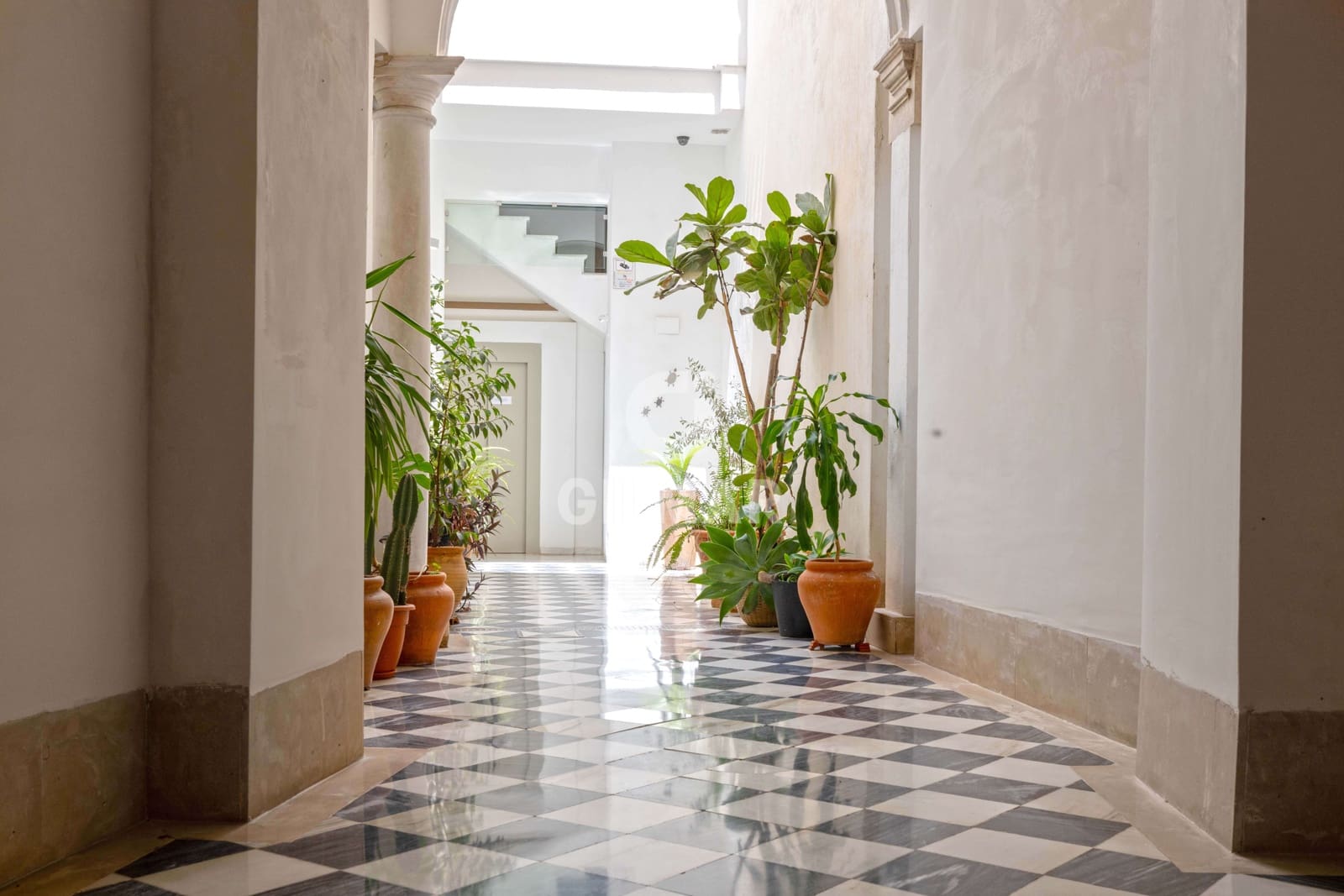 3 bedroom Flat for sale in Malaga city with garage - € 1,600,000 (Ref: 9994567)