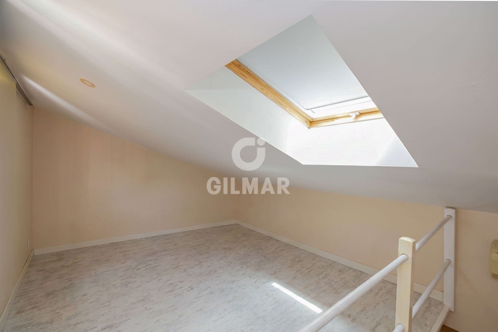 3 bedroom Flat for sale in Malaga city with garage - € 1,600,000 (Ref: 9994567)