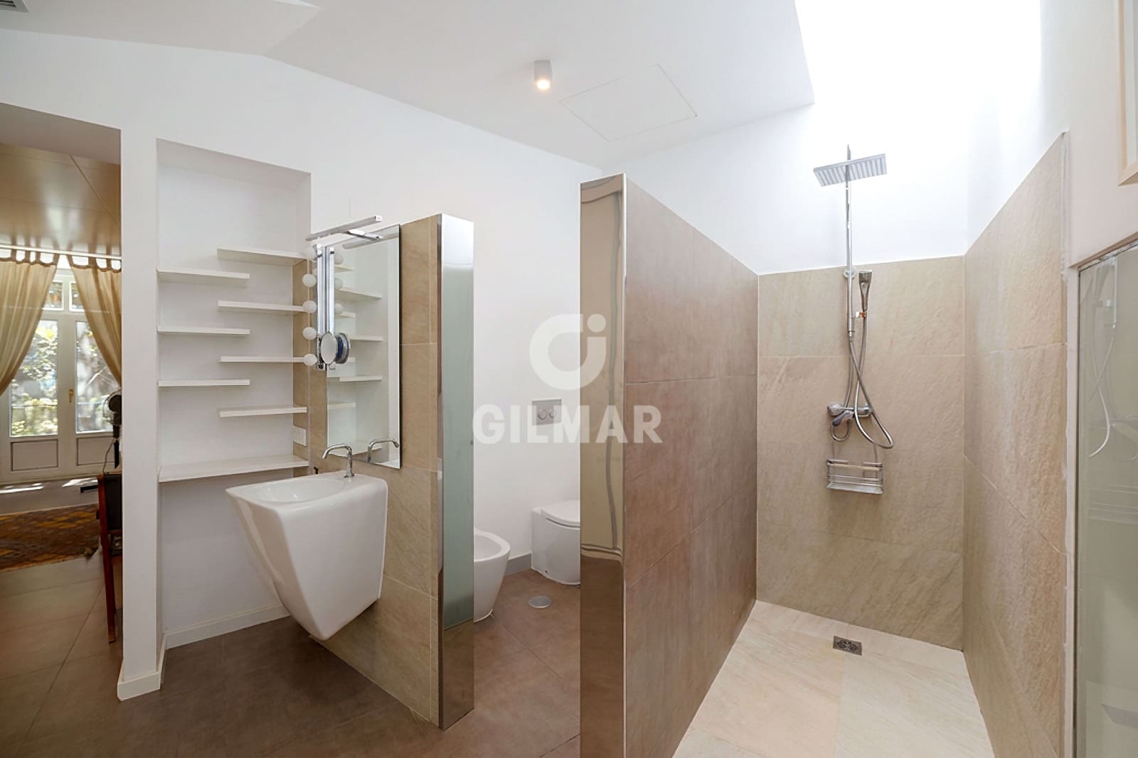 3 bedroom Flat for sale in Malaga city with garage - € 1,600,000 (Ref: 9994567)