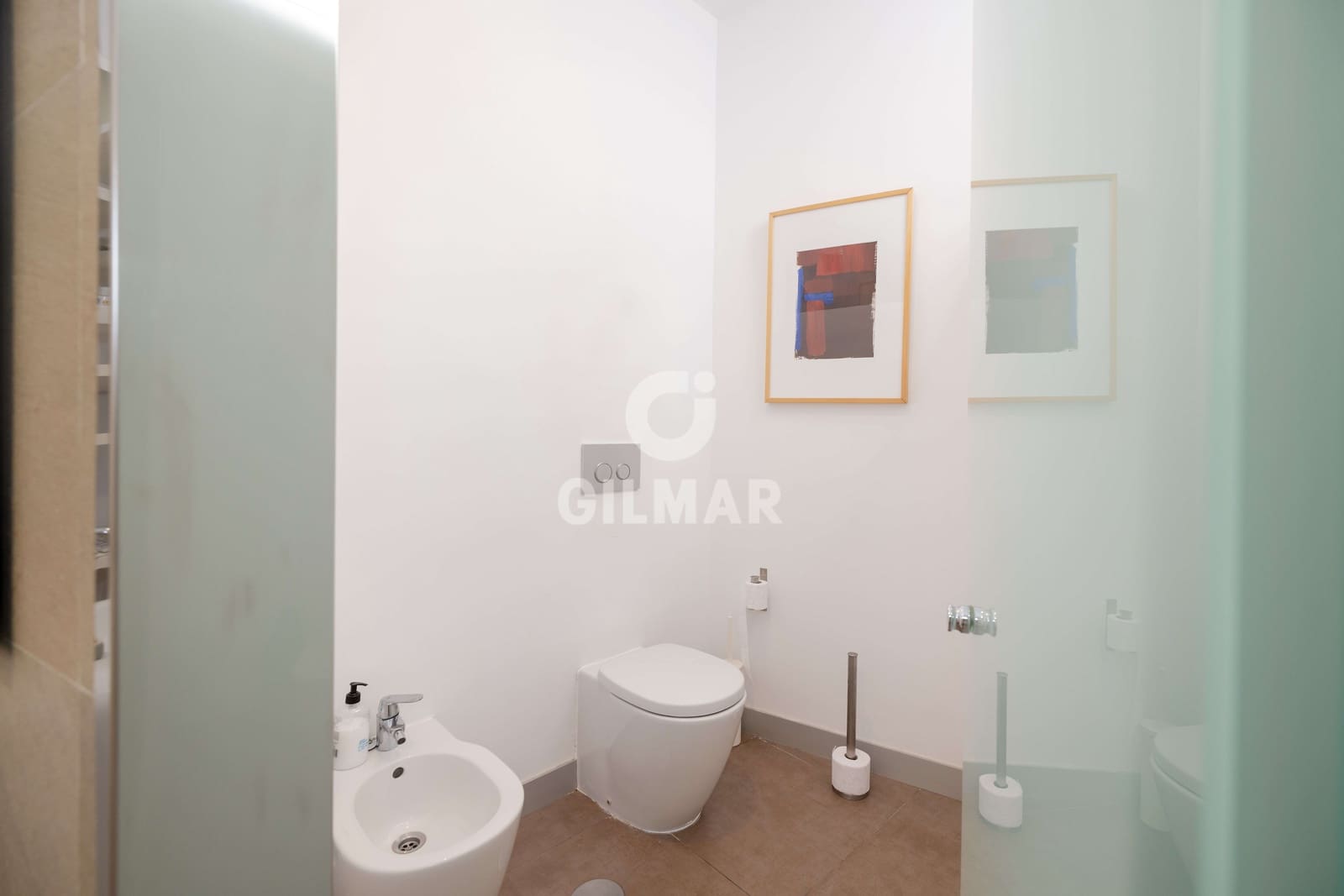 3 bedroom Flat for sale in Malaga city with garage - € 1,600,000 (Ref: 9994567)