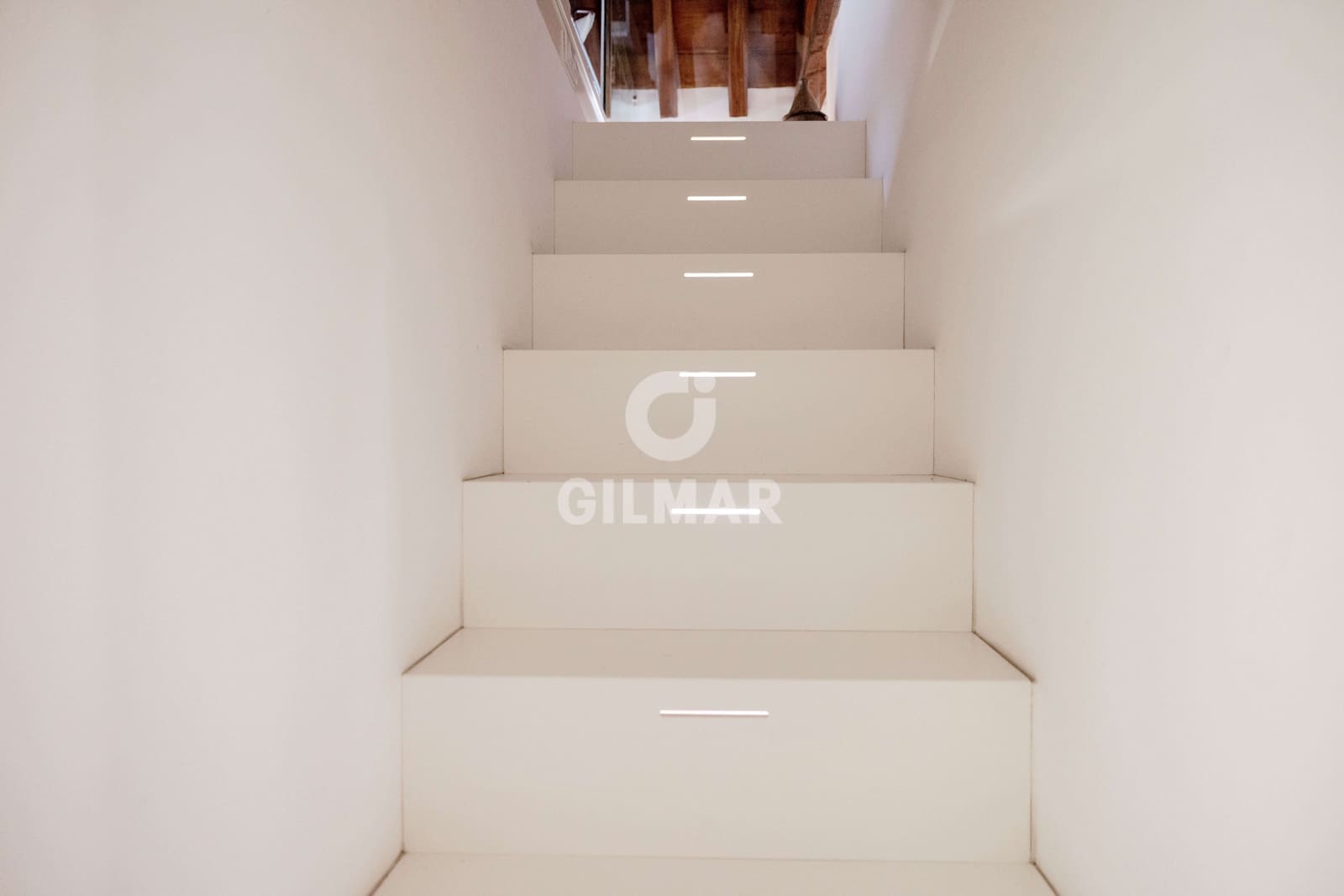 3 bedroom Flat for sale in Malaga city with garage - € 1,600,000 (Ref: 9994567)