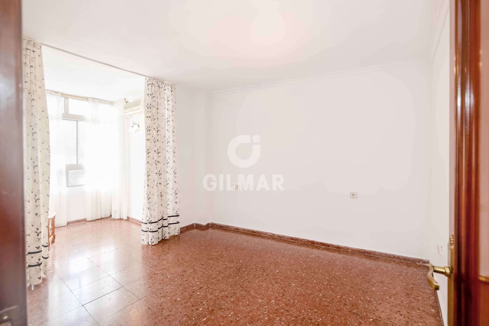 3 Zimmer Wohnung zu verkaufen in Malaga Stadt mit Garage - 385.000 € (Ref: 9994568)