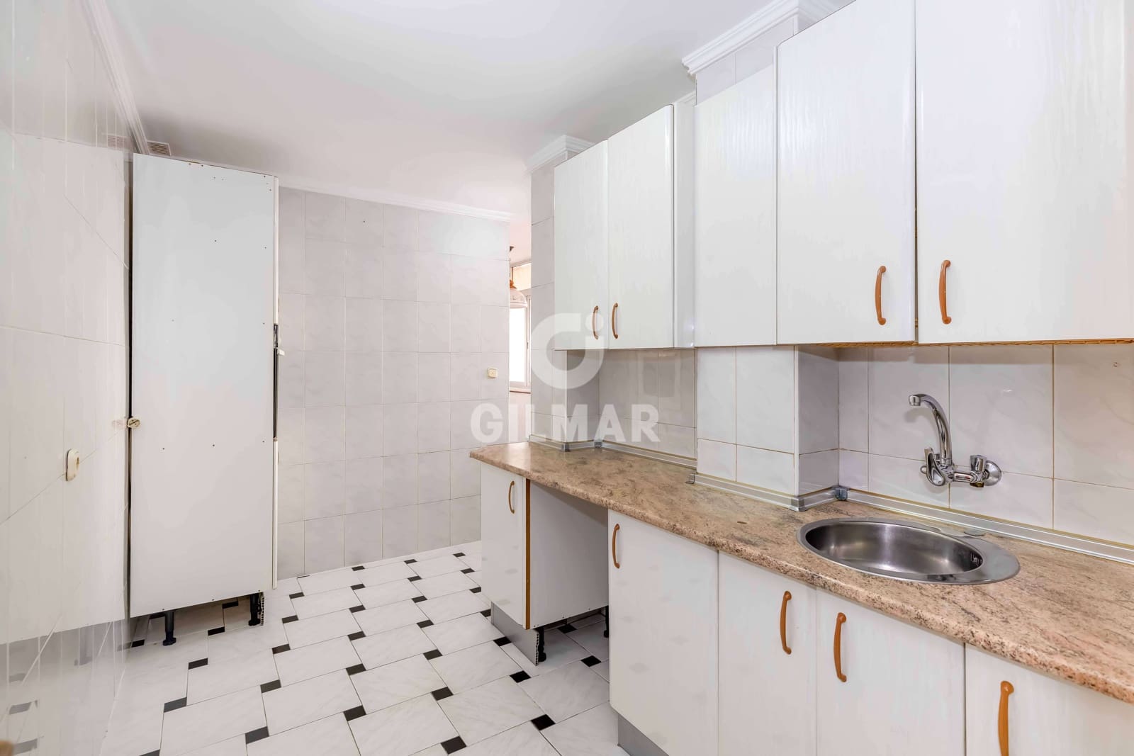 3 Zimmer Wohnung zu verkaufen in Malaga Stadt mit Garage - 385.000 € (Ref: 9994568)