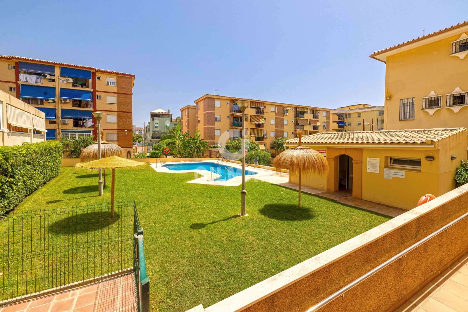 Ático de 1 habitación en Rincón de la Victoria en venta con piscina garaje - 335.000 € (Ref: 9994569)