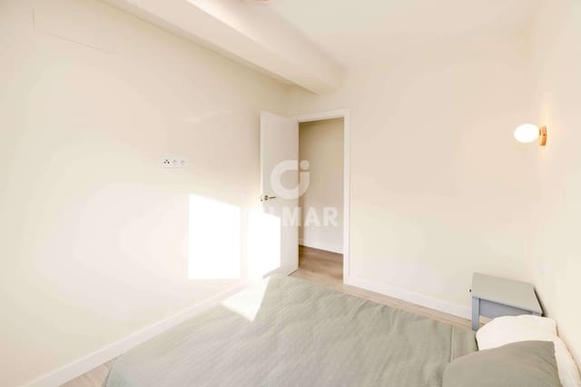 3 soveværelse Lejlighed til salg i Parque Victoria Eugenia, Málaga by - € 330.000 (Ref: 9994570)