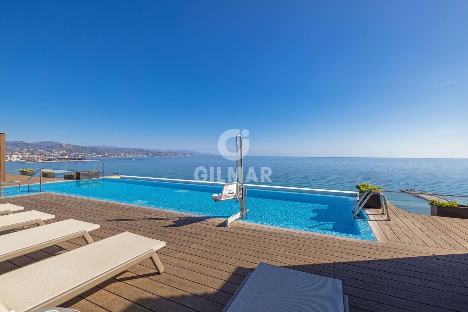2 chambre Appartement à vendre à Malaga ville avec piscine garage - 1 700 000 € (Ref: 9994572)