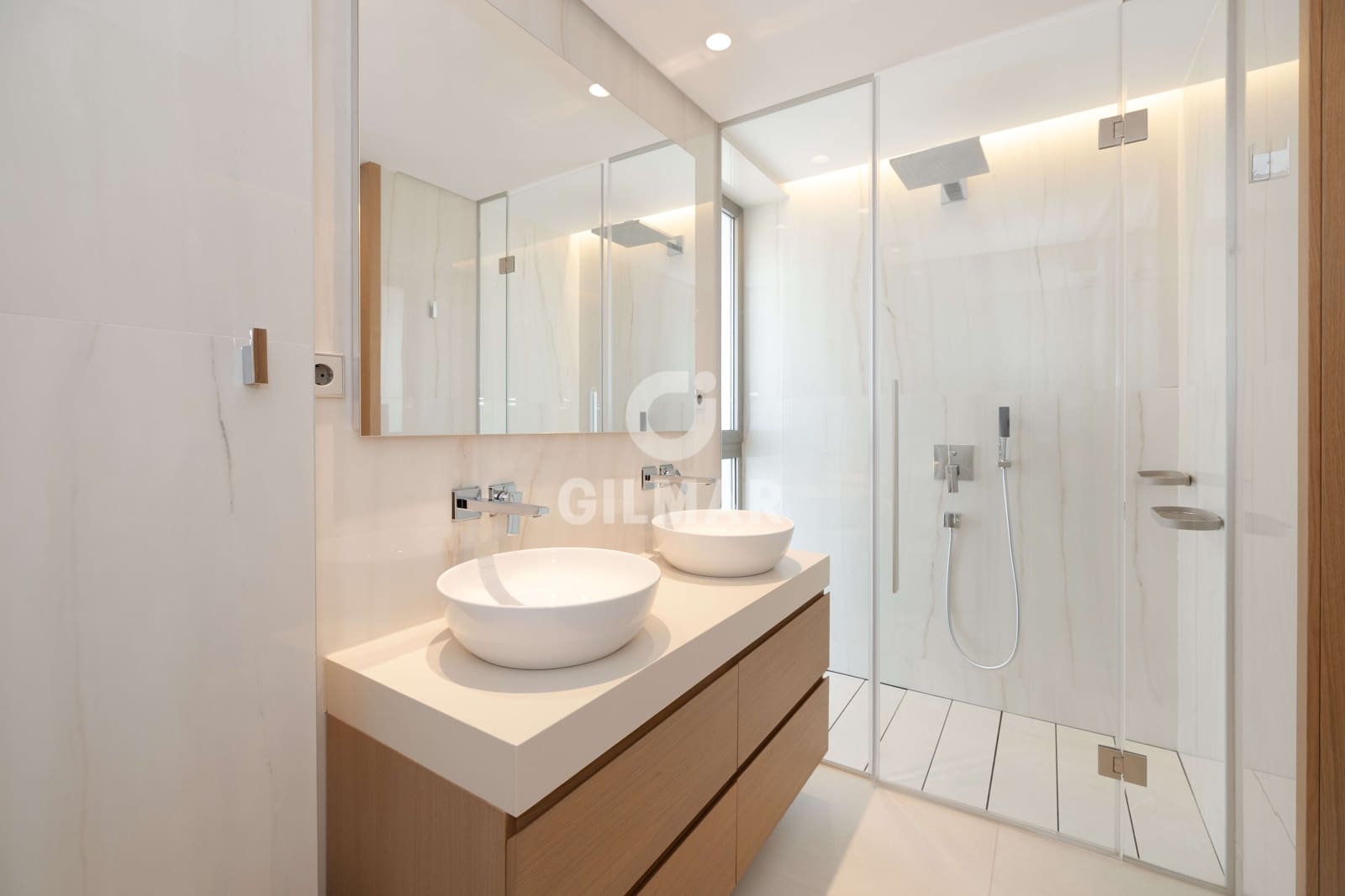 2 chambre Appartement à vendre à Malaga ville avec piscine garage - 1 700 000 € (Ref: 9994572)