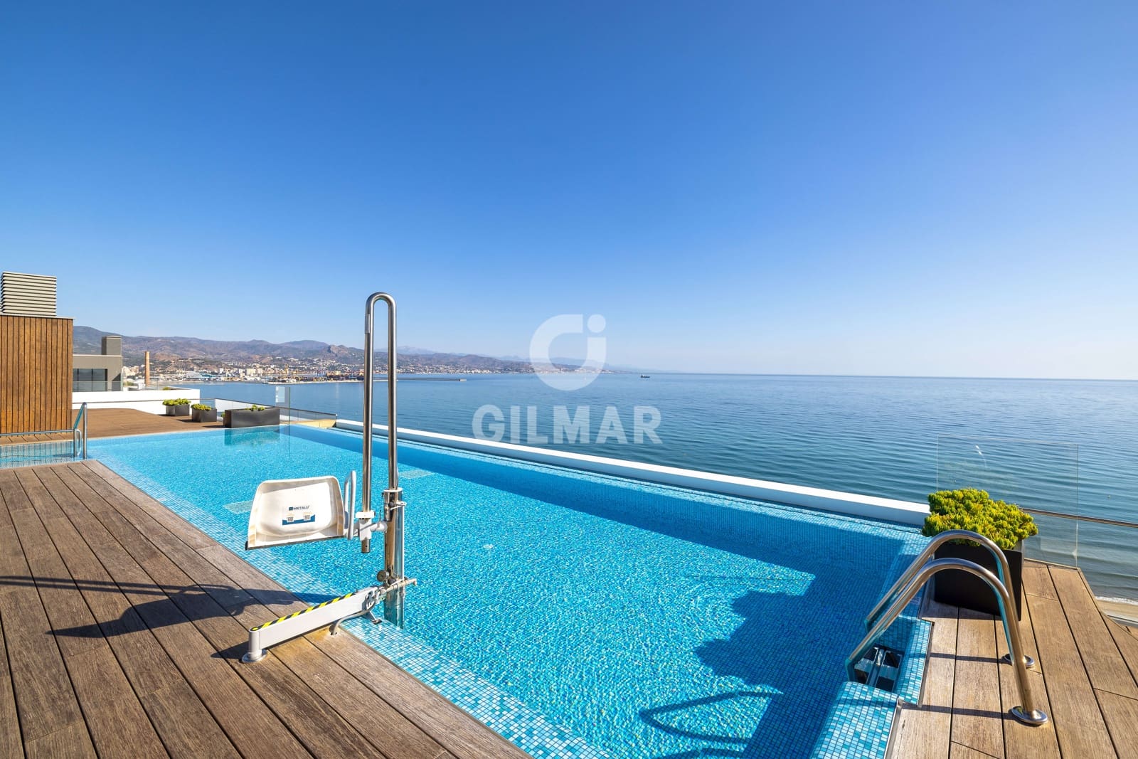 2 chambre Appartement à vendre à Malaga ville avec piscine garage - 1 700 000 € (Ref: 9994572)