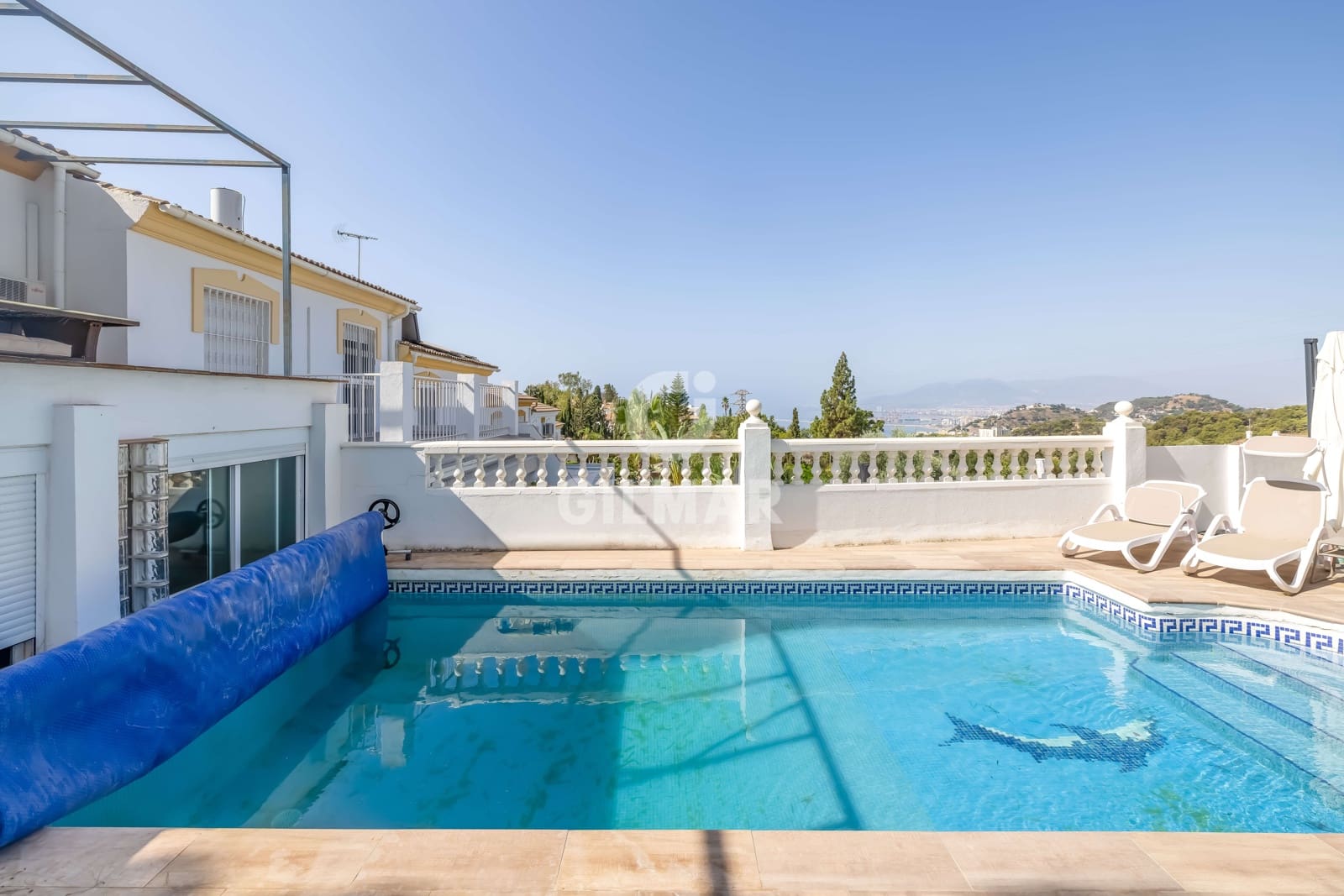 Pareado de 3 habitaciones en Málaga ciudad en venta con piscina - 880.000 € (Ref: 9996228)