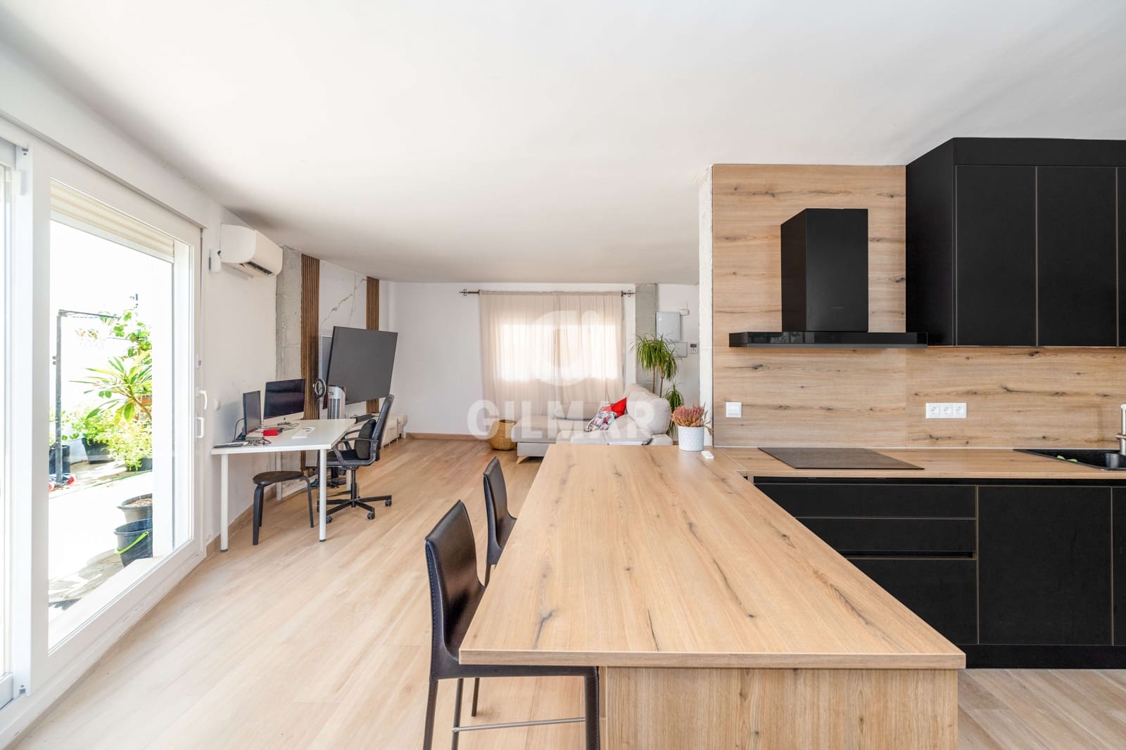 Pareado de 3 habitaciones en Málaga ciudad en venta con piscina - 880.000 € (Ref: 9996228)
