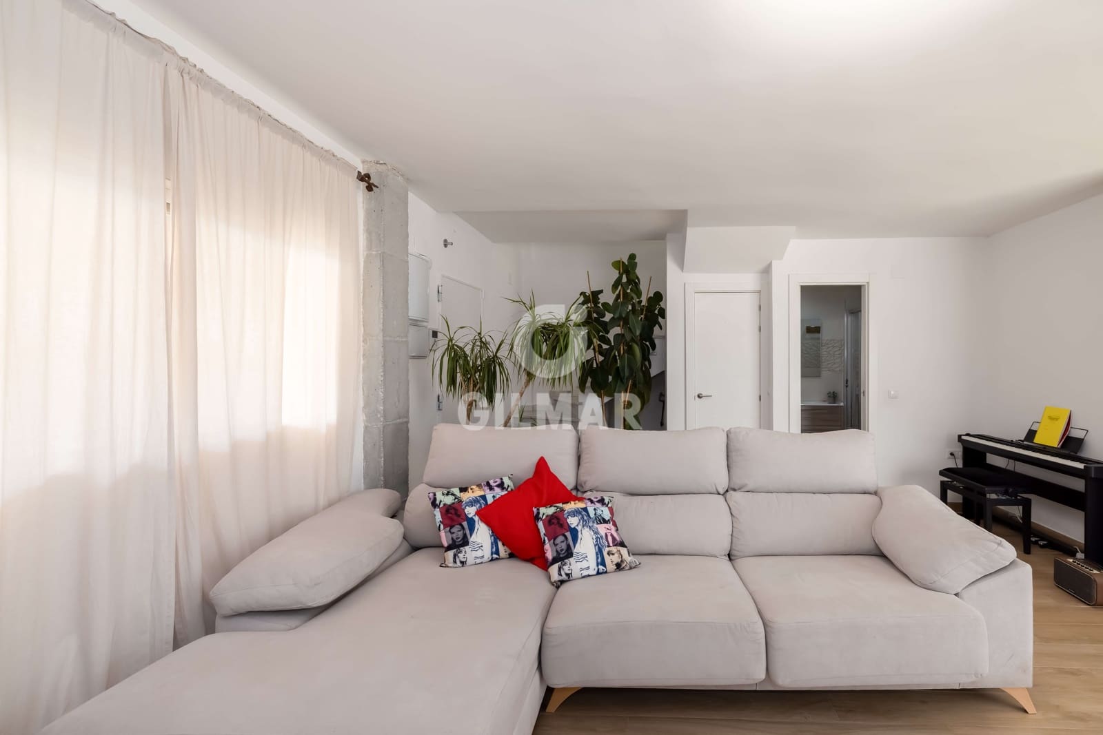 Pareado de 3 habitaciones en Málaga ciudad en venta con piscina - 880.000 € (Ref: 9996228)