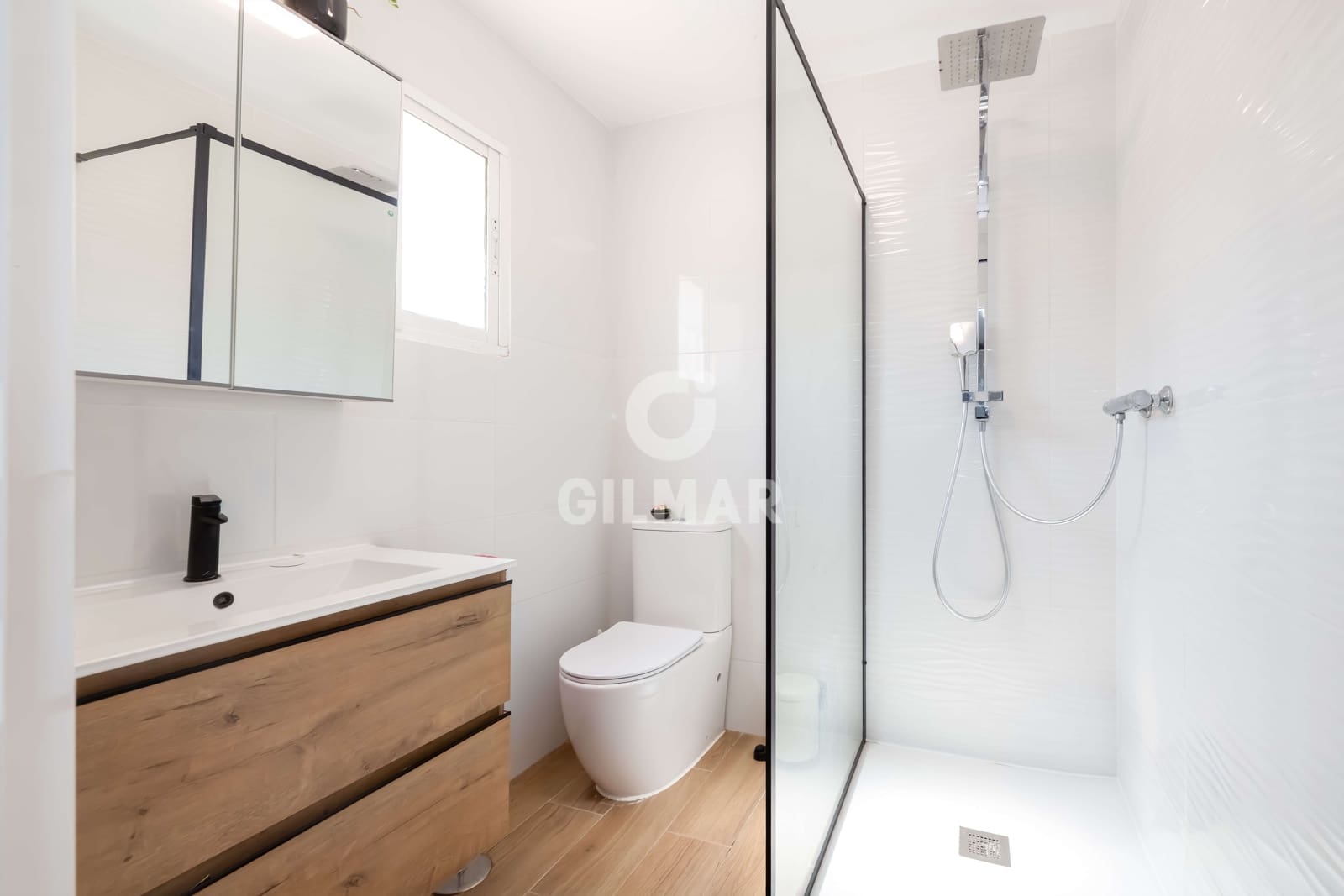 Pareado de 3 habitaciones en Málaga ciudad en venta con piscina - 880.000 € (Ref: 9996228)