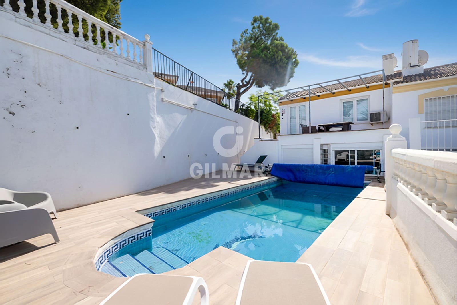 Pareado de 3 habitaciones en Málaga ciudad en venta con piscina - 880.000 € (Ref: 9996228)