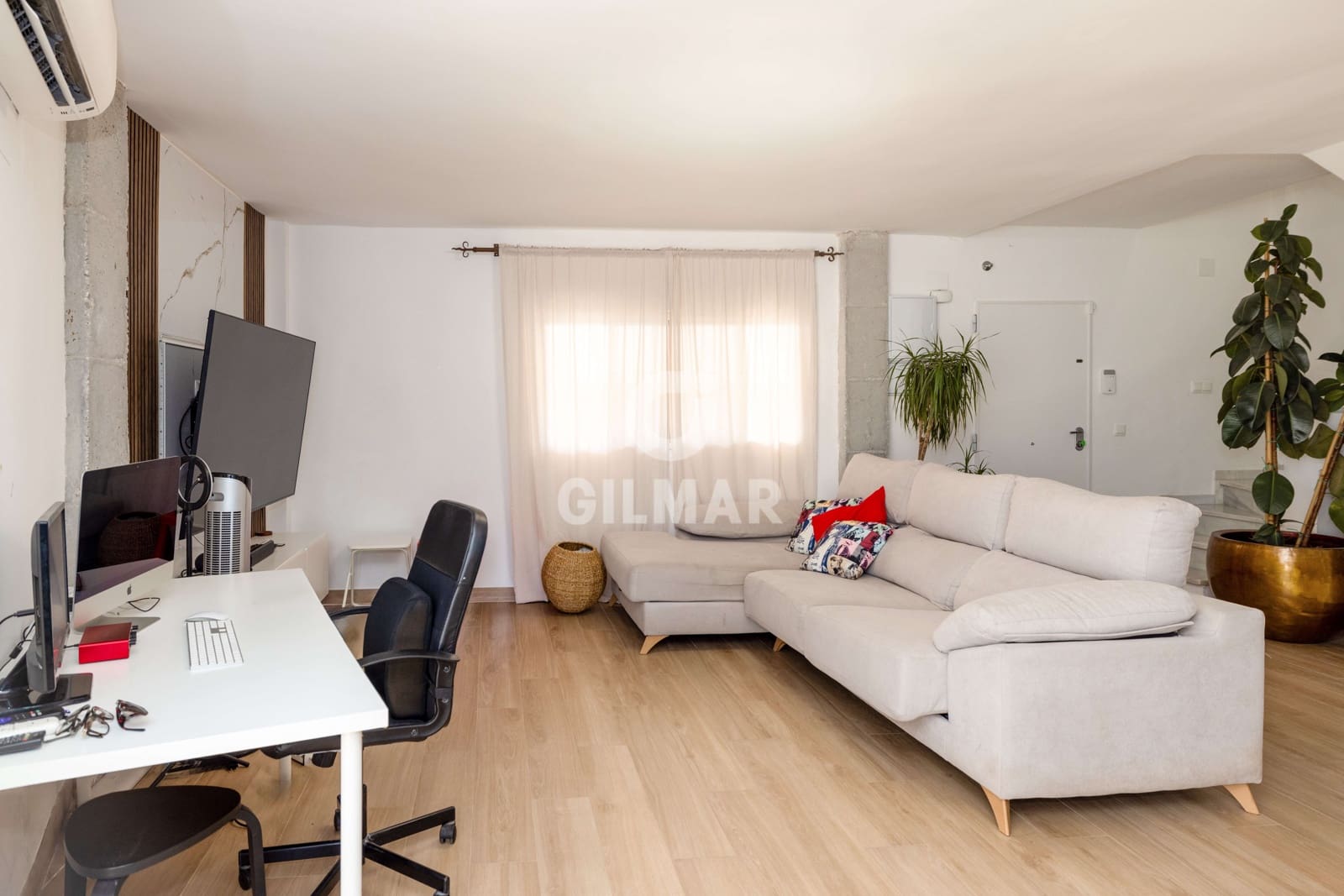 Pareado de 3 habitaciones en Málaga ciudad en venta con piscina - 880.000 € (Ref: 9996228)