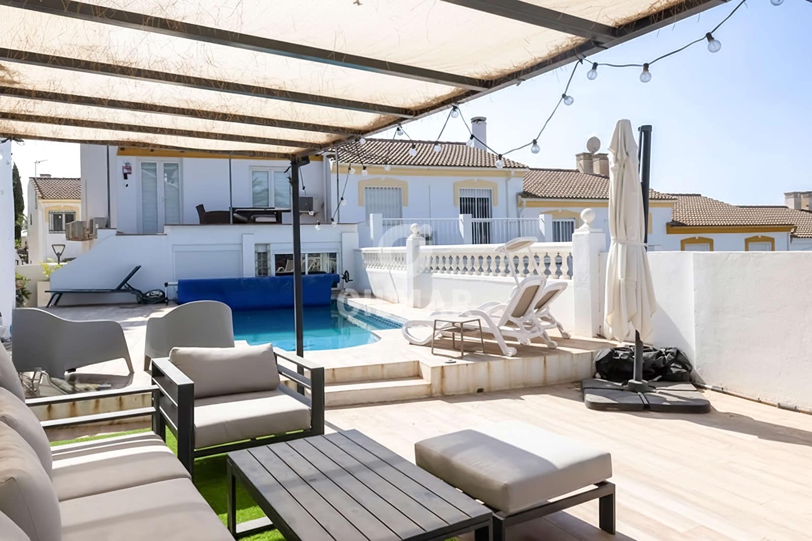 Pareado de 3 habitaciones en Málaga ciudad en venta con piscina - 880.000 € (Ref: 9996228)