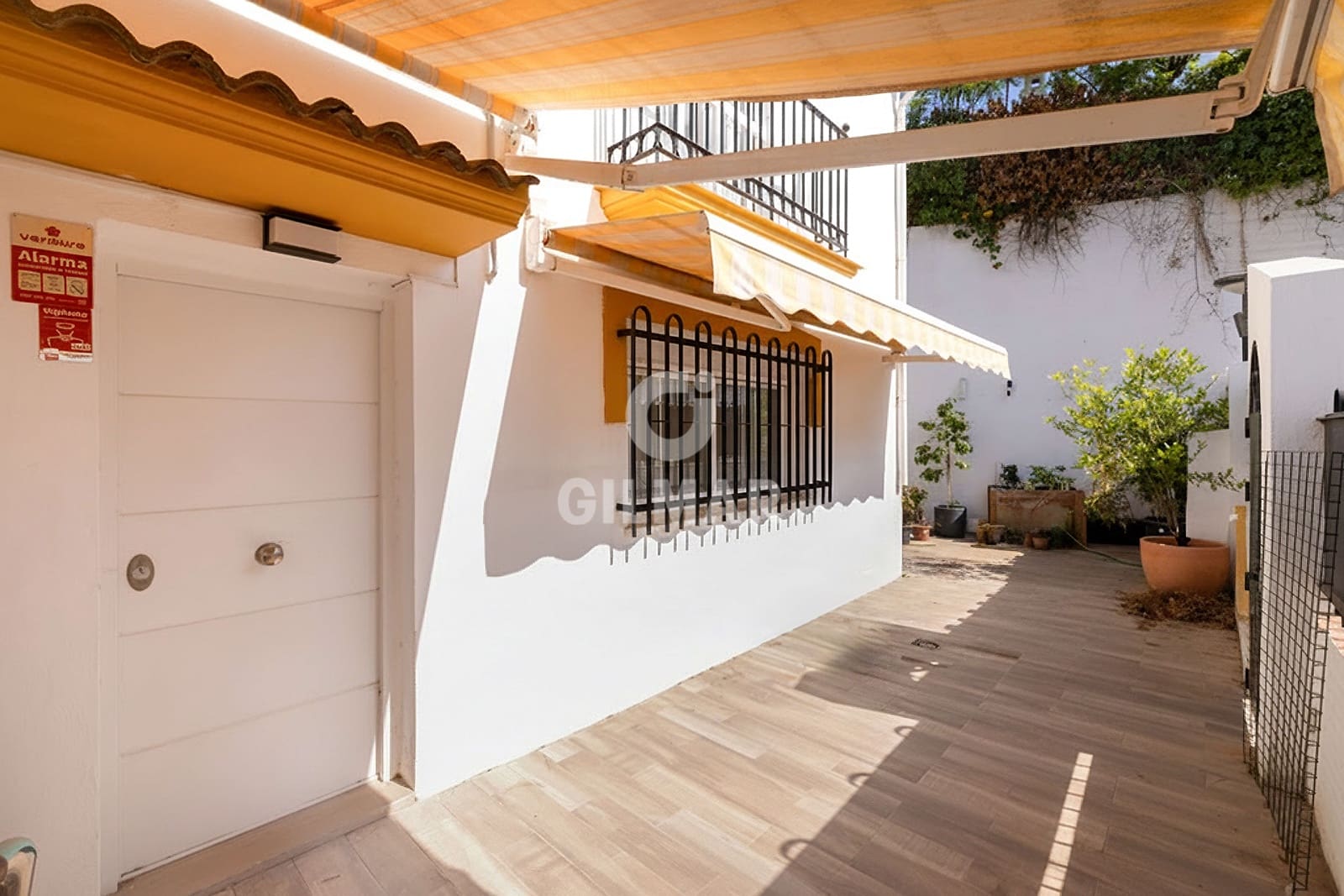 Pareado de 3 habitaciones en Málaga ciudad en venta con piscina - 880.000 € (Ref: 9996228)
