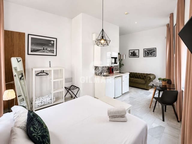 Hotel en Centro Histórico, Cádiz ciudad en venta - 3.900.000 € (Ref: 9996379)