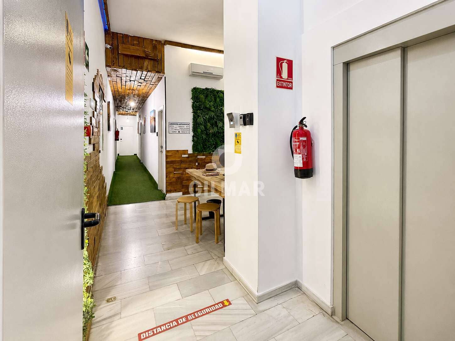 Hotel en Cádiz ciudad en venta - 3.900.000 € (Ref: 9996379)