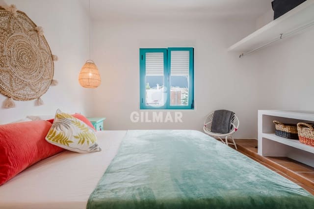Chalet de 4 habitaciones en Zahora, Barbate en venta con piscina - 670.000 € (Ref: 9997876)