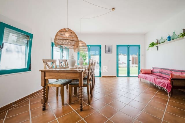 Chalet de 4 habitaciones en Zahora, Barbate en venta con piscina - 670.000 € (Ref: 9997876)