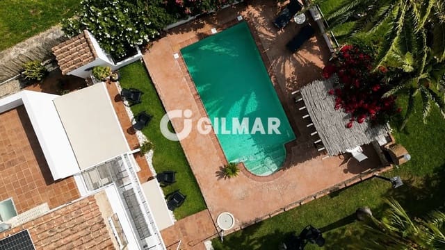 7 soverom Villa til salgs i Chiclana de la Frontera med svømmebasseng garasje - € 715 000 (Ref: 9997877)